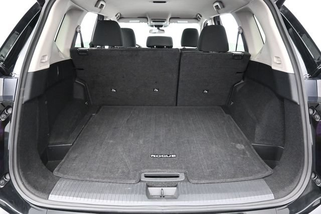 Used 2025 Nissan Rogue SV FWD image 27