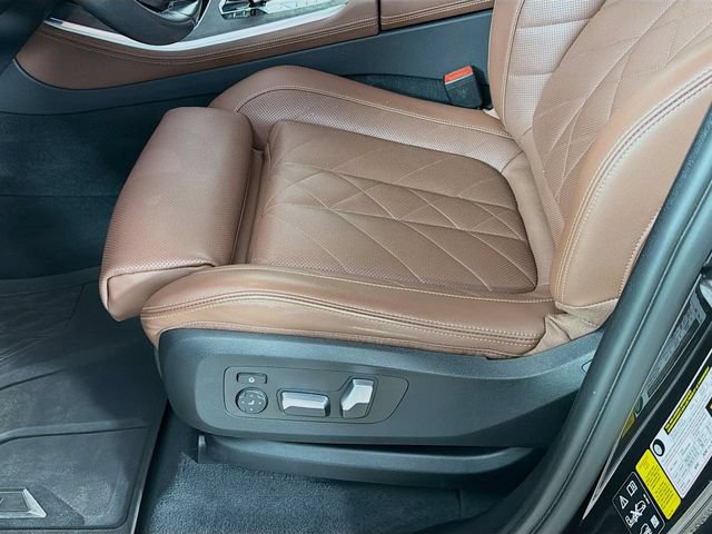 Used 2023 BMW X5 xDrive40i w/ Premium Package AWD/4WD image 23