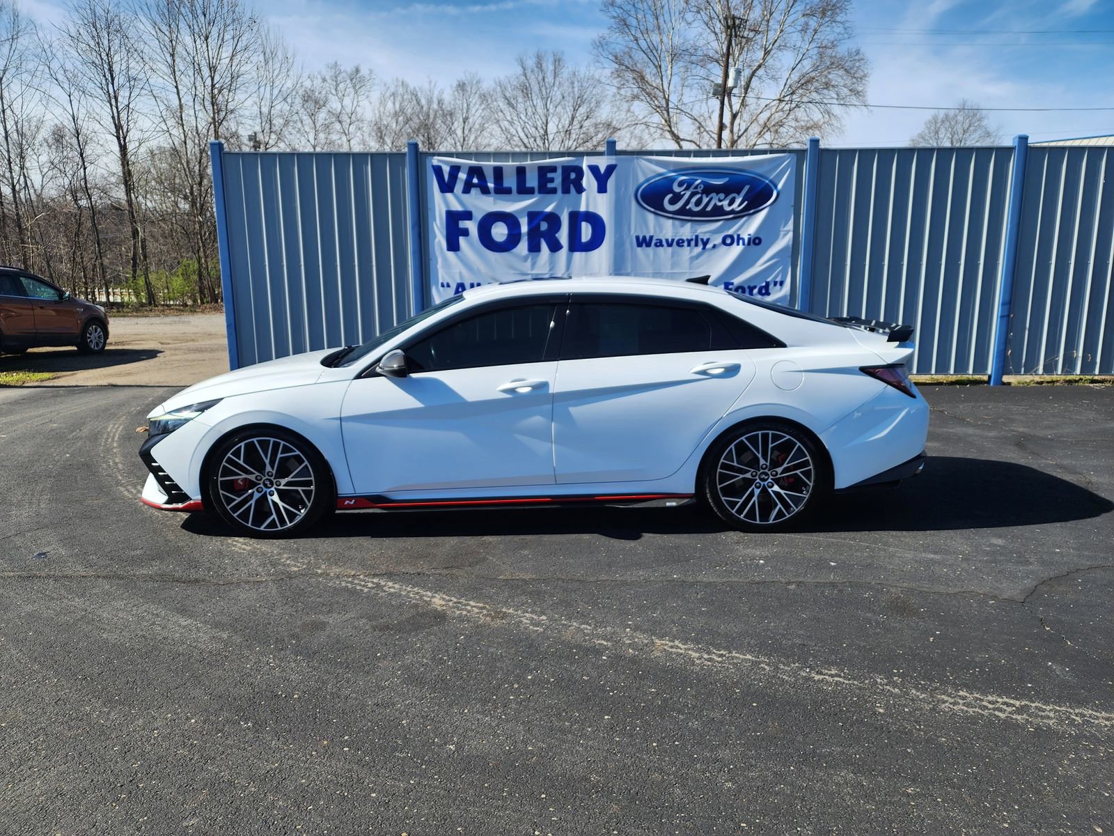 Used 2022 Hyundai Elantra N w/ Preferred Accessory Package image 2