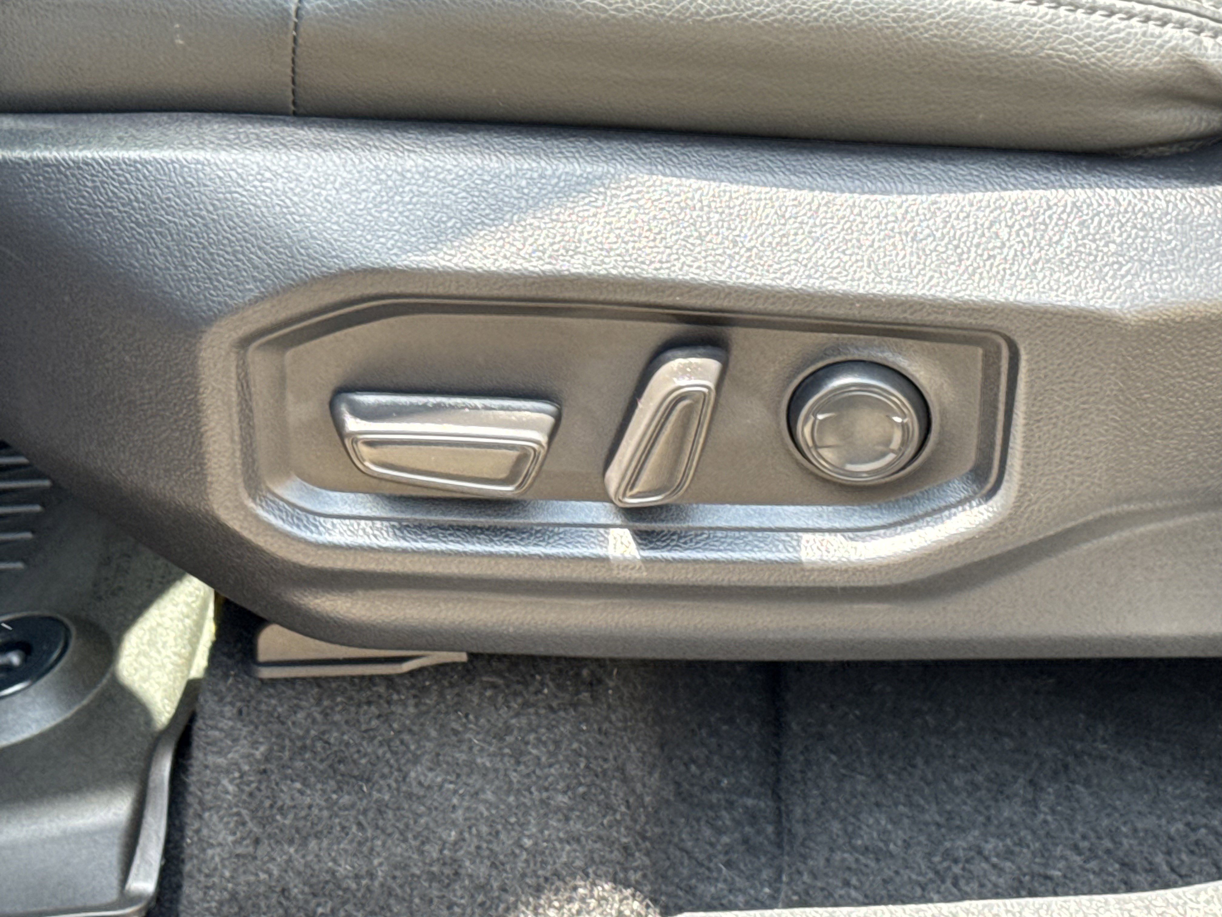 Used 2024 Toyota Tundra SR5 image 15