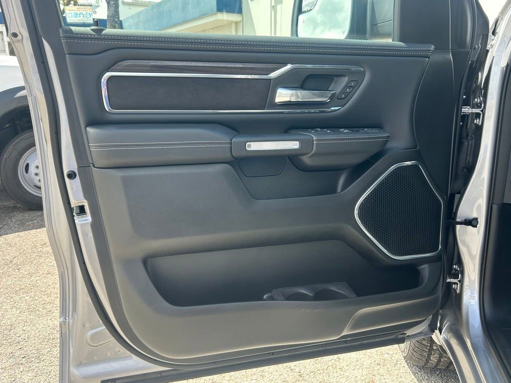Used 2025 RAM 1500 Laramie AWD/4WD image 83