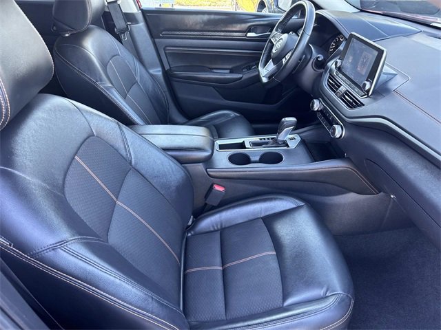Used 2021 Nissan Altima 2.5 SR w/ SR Premium Package image 35