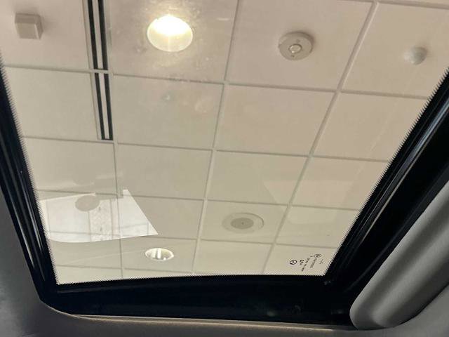 Used 2024 MAZDA CX-30 AWD 2.5 S w/ Premium Package image 18