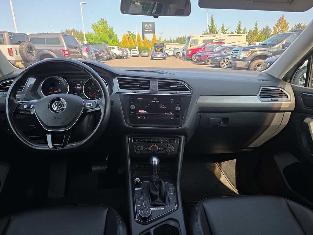 Used 2018 Volkswagen Tiguan SE AWD/4WD image 6