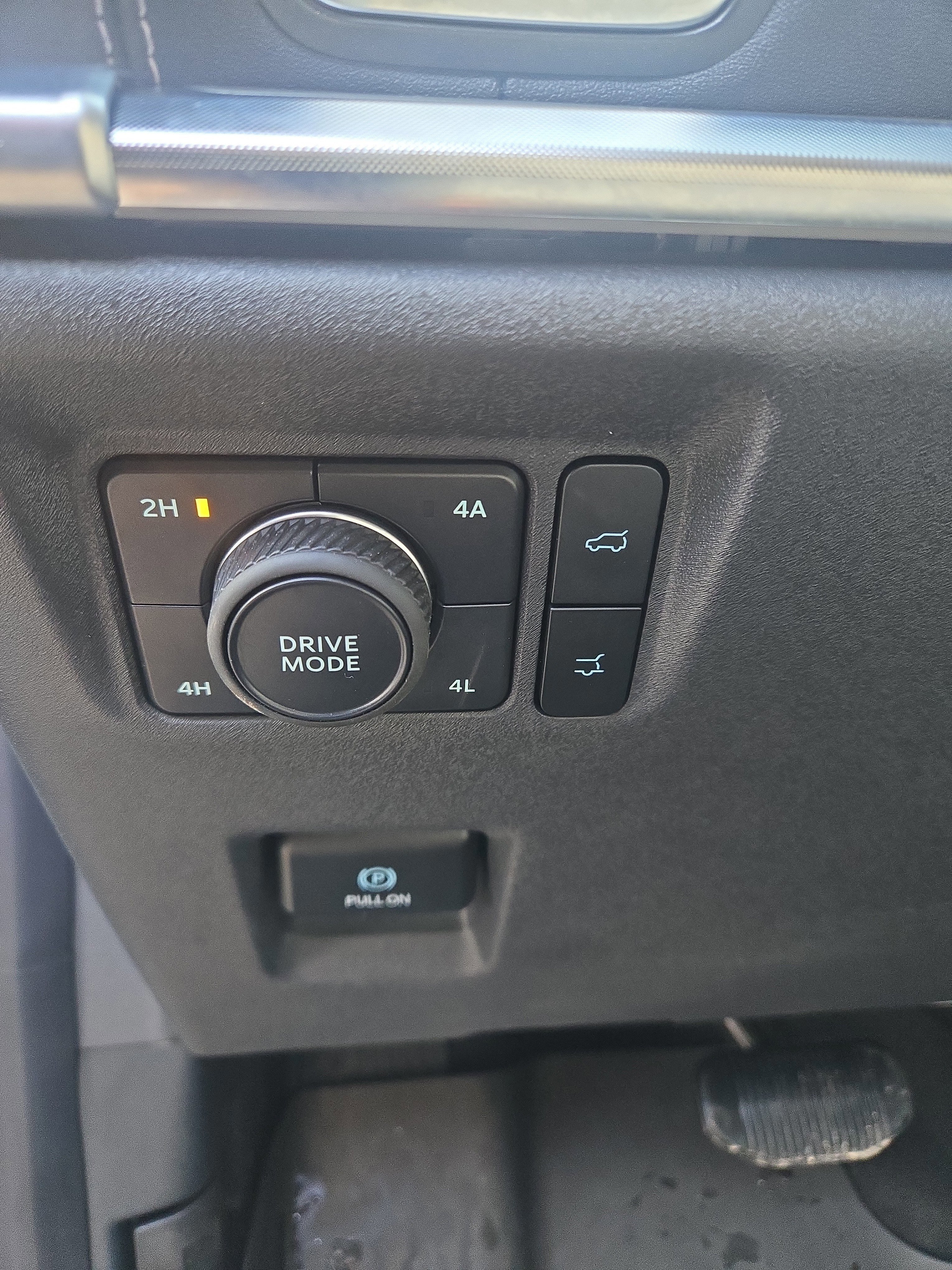 Certified 2025 Ford Expedition Platinum image 26