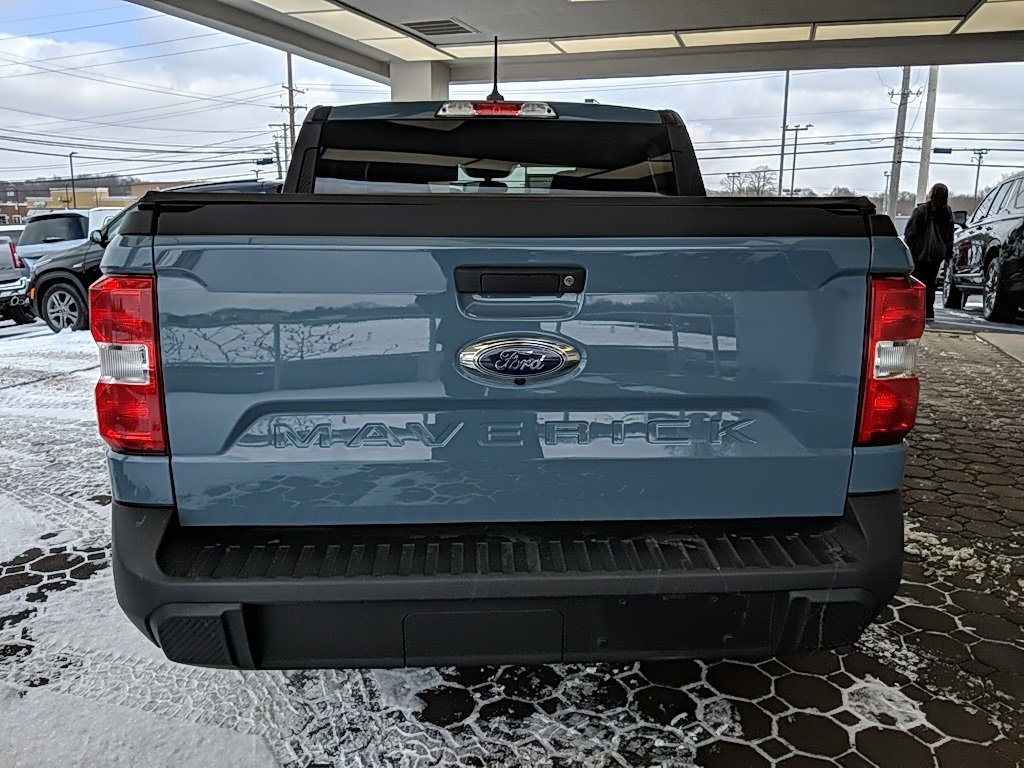 Certified 2022 Ford Maverick XL image 6