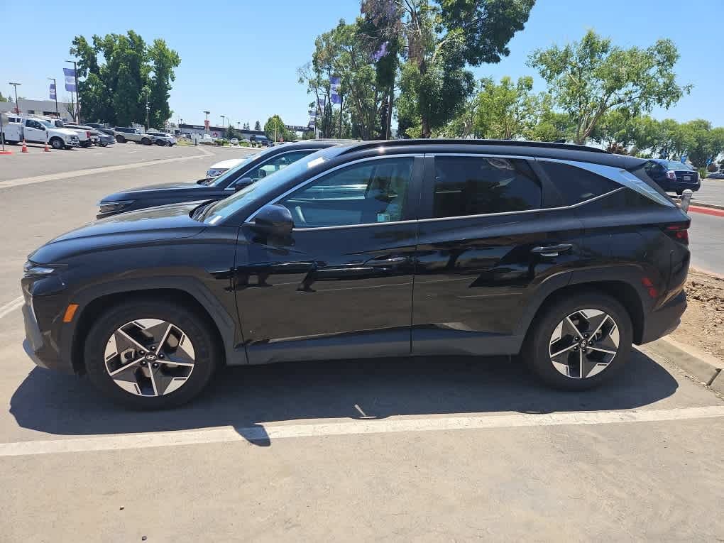 Used 2025 Hyundai Tucson SEL FWD image 5