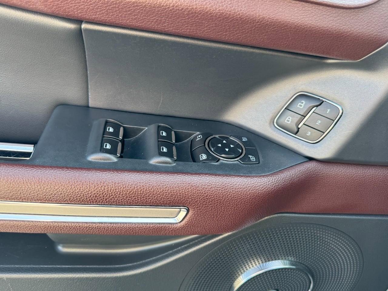 Certified 2024 Ford Expedition Limited image 17