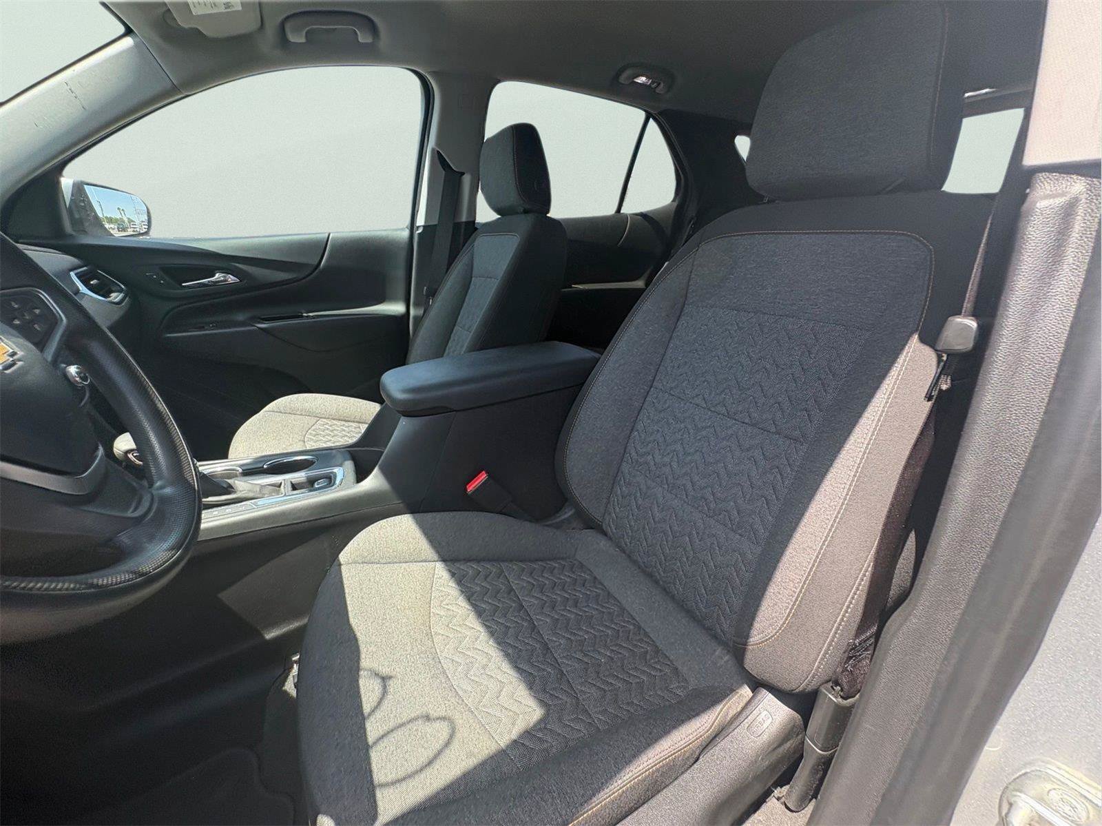 Used 2022 Chevrolet Equinox LT AWD/4WD image 14