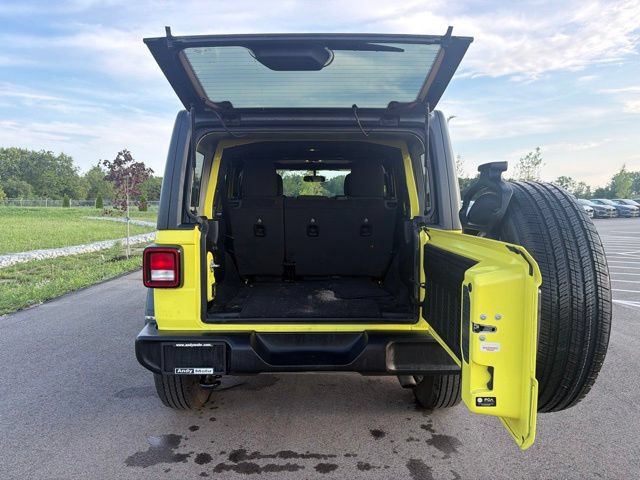 Used 2023 Jeep Wrangler Unlimited Sport AWD/4WD image 8