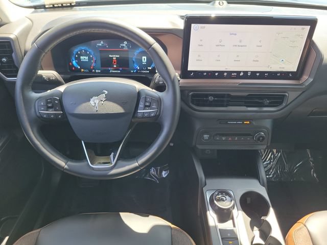 Certified 2025 Ford Bronco Sport Outer Banks w/ Outer Banks Tech Package+ AWD/4WD image 4