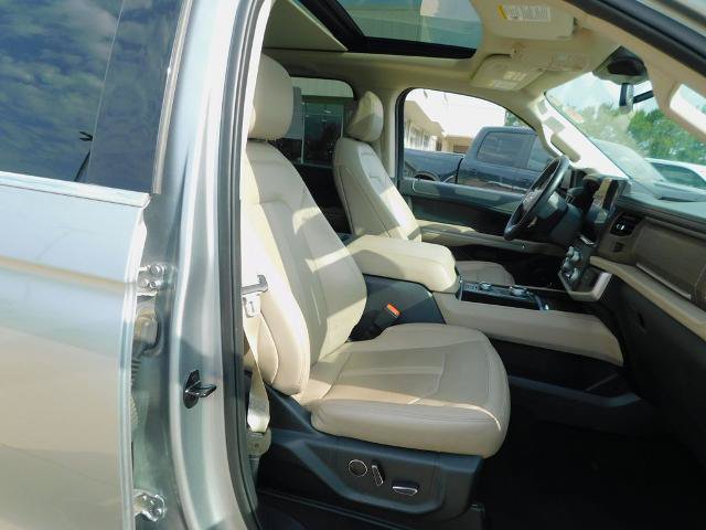 Certified 2023 Ford Expedition Max Limited AWD/4WD image 5