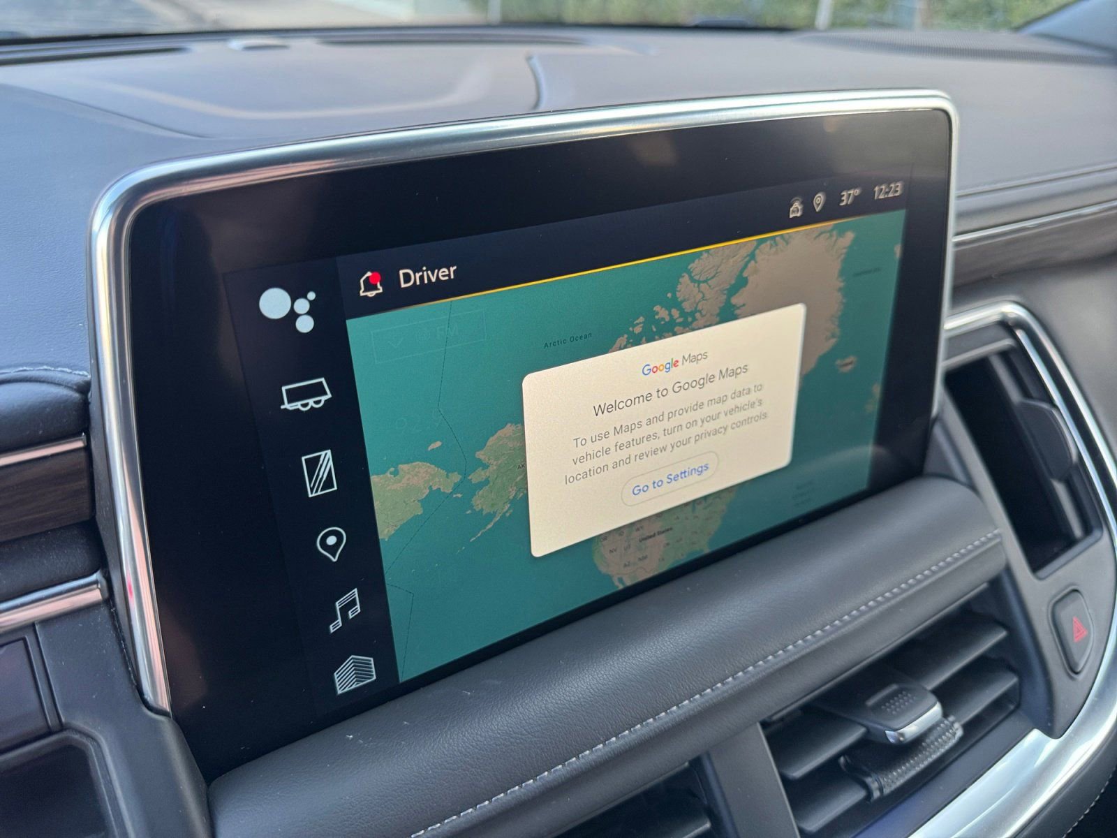 Used 2024 Chevrolet Tahoe Z71 w/ Luxury Package image 26