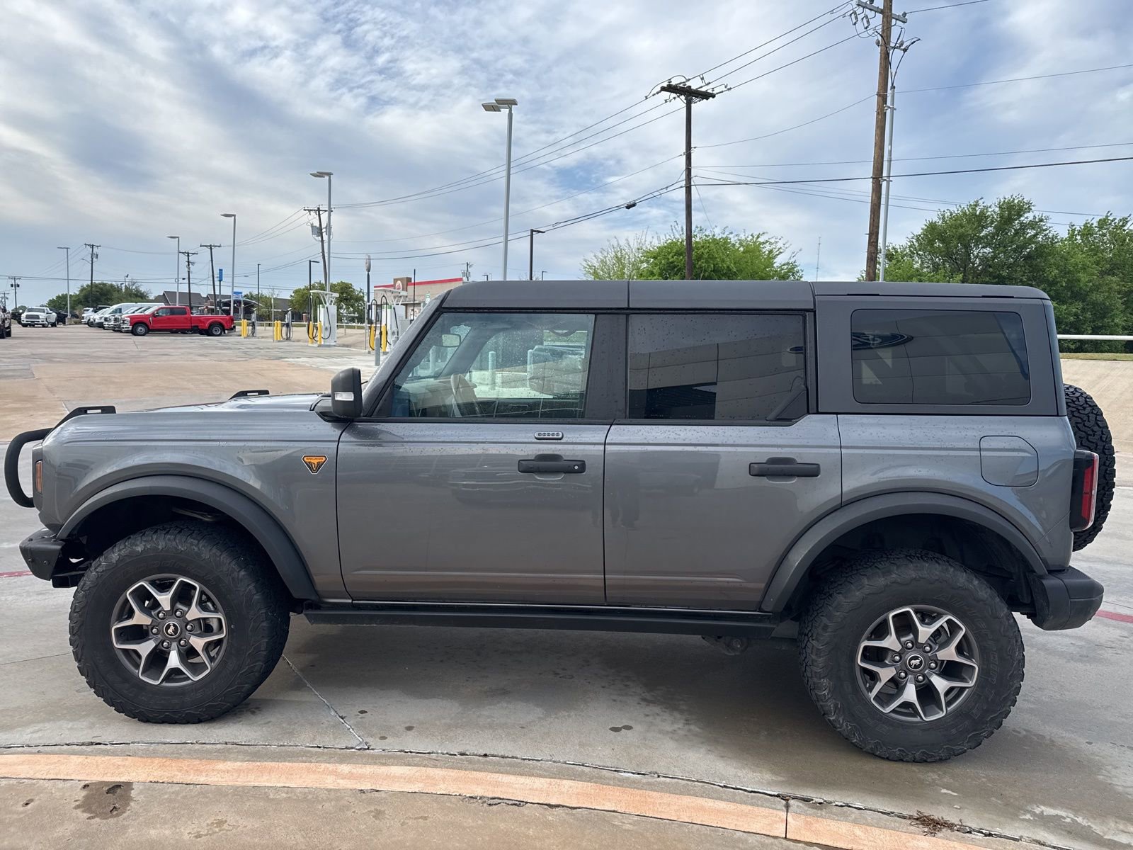 Certified 2022 Ford Bronco Badlands image 6