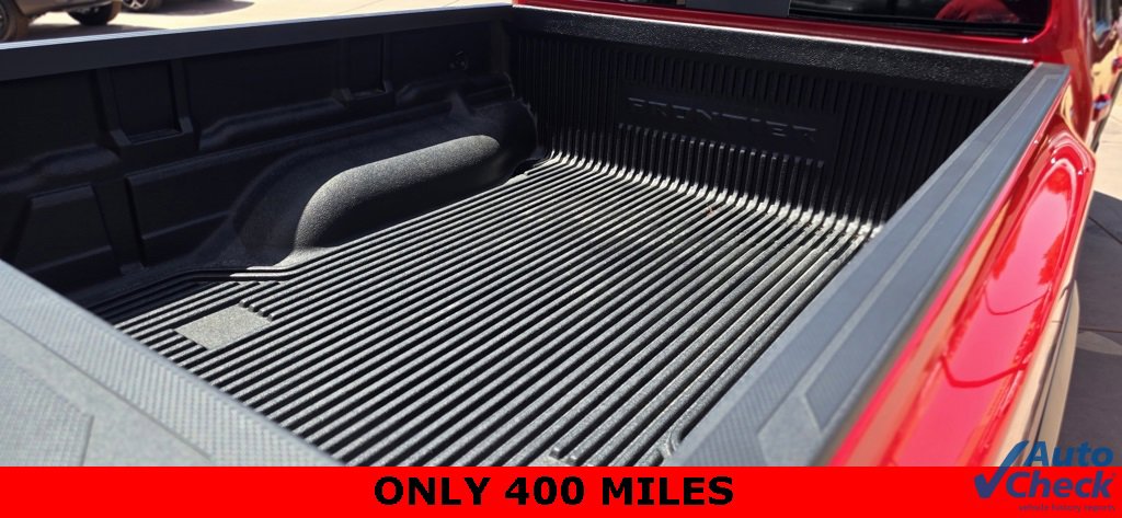 Used 2025 Nissan Frontier PRO-4X w/ Black Accent Package image 41