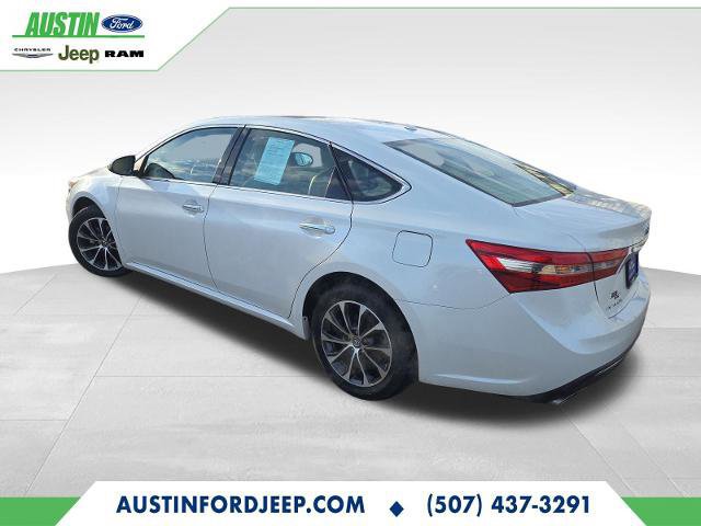 Used 2018 Toyota Avalon XLE Plus image 5
