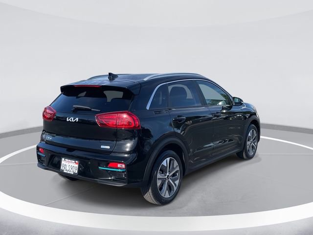 Used 2022 Kia Niro EX Premium image 3