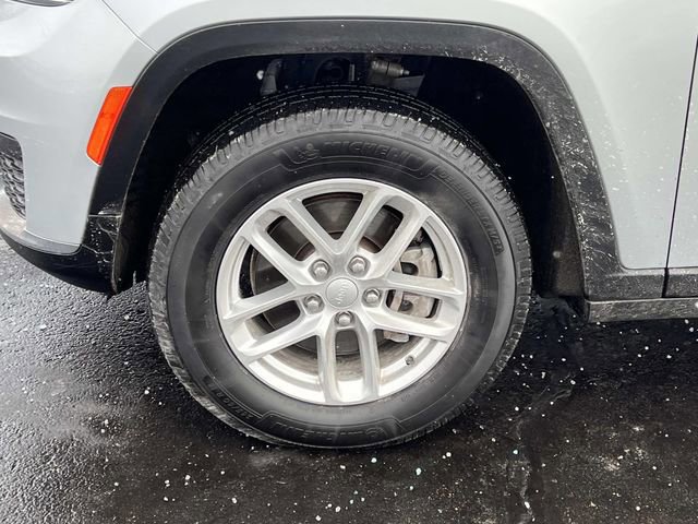 Used 2022 Jeep Grand Cherokee L Laredo w/ Luxury Tech Group I image 10