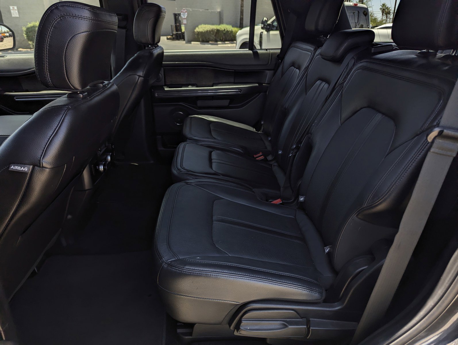 Certified 2020 Ford Expedition Limited w/ Special Edition Package RWD image 8