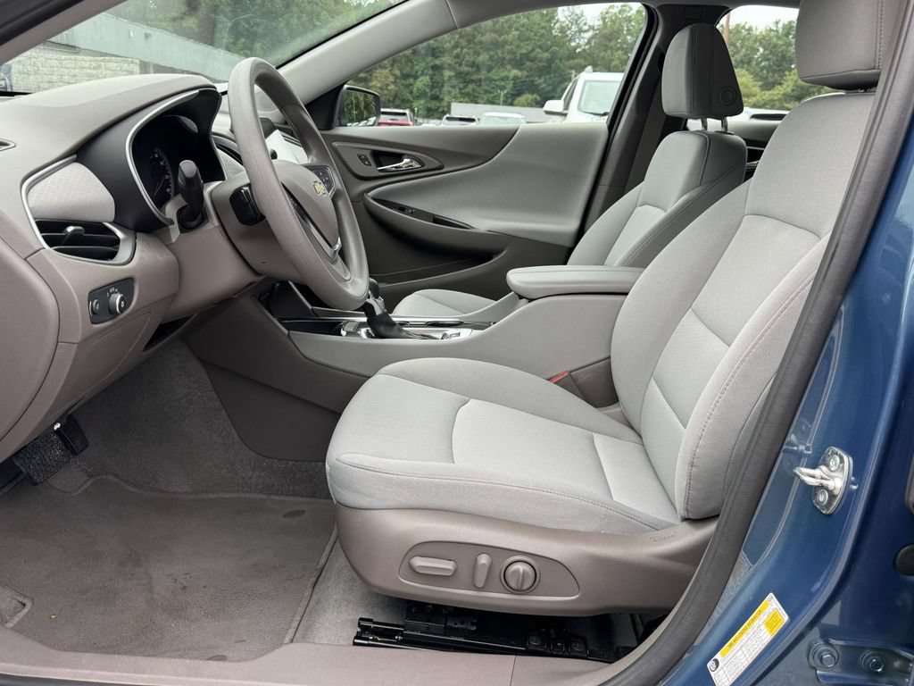 Used 2024 Chevrolet Malibu LT FWD image 21