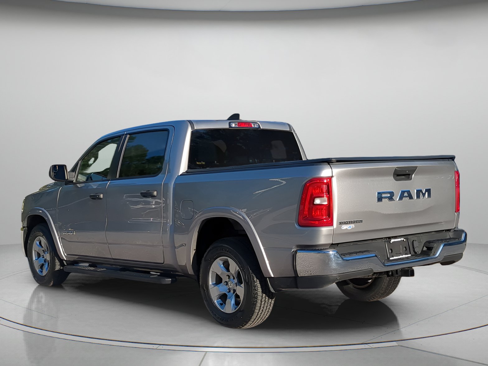 Used 2025 RAM 1500 Big Horn RWD image 42