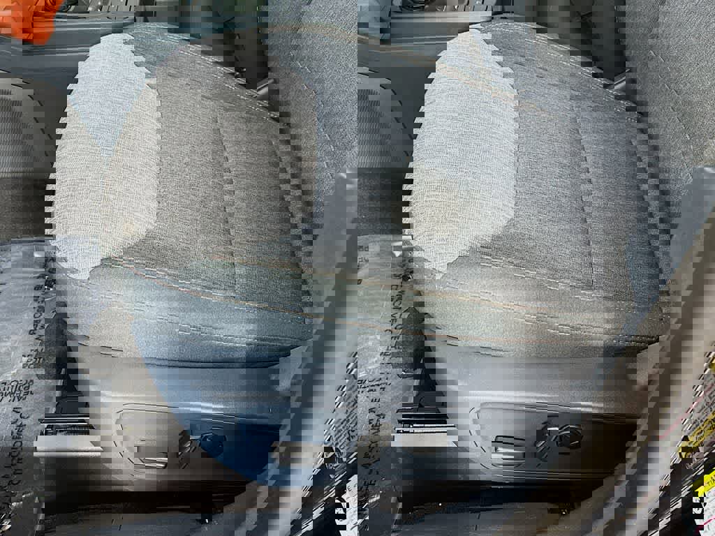 Certified 2022 Ford Maverick XLT w/ XLT Luxury Package image 29