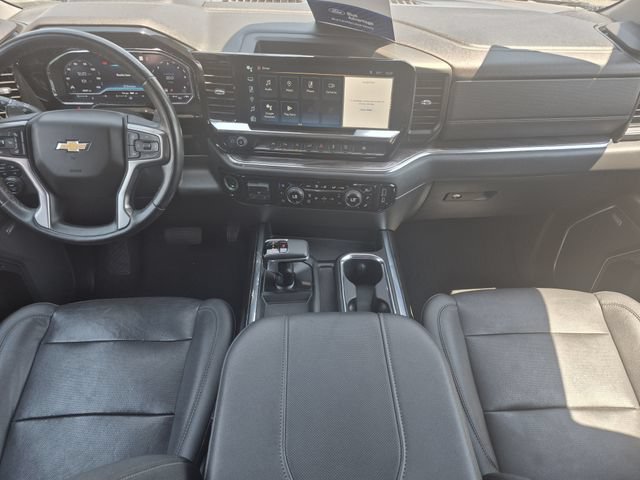 Used 2023 Chevrolet Silverado 1500 LTZ w/ LTZ Premium Package AWD/4WD image 26