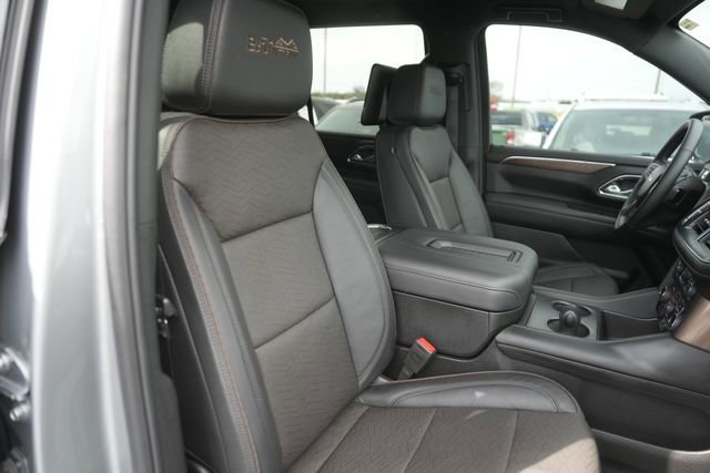 Used 2024 Chevrolet Tahoe High Country image 21