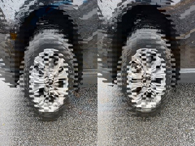 Certified 2024 Ford Edge Titanium image 9