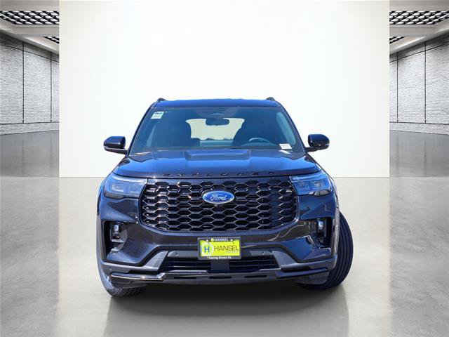 Certified 2025 Ford Explorer ST-Line AWD/4WD image 3