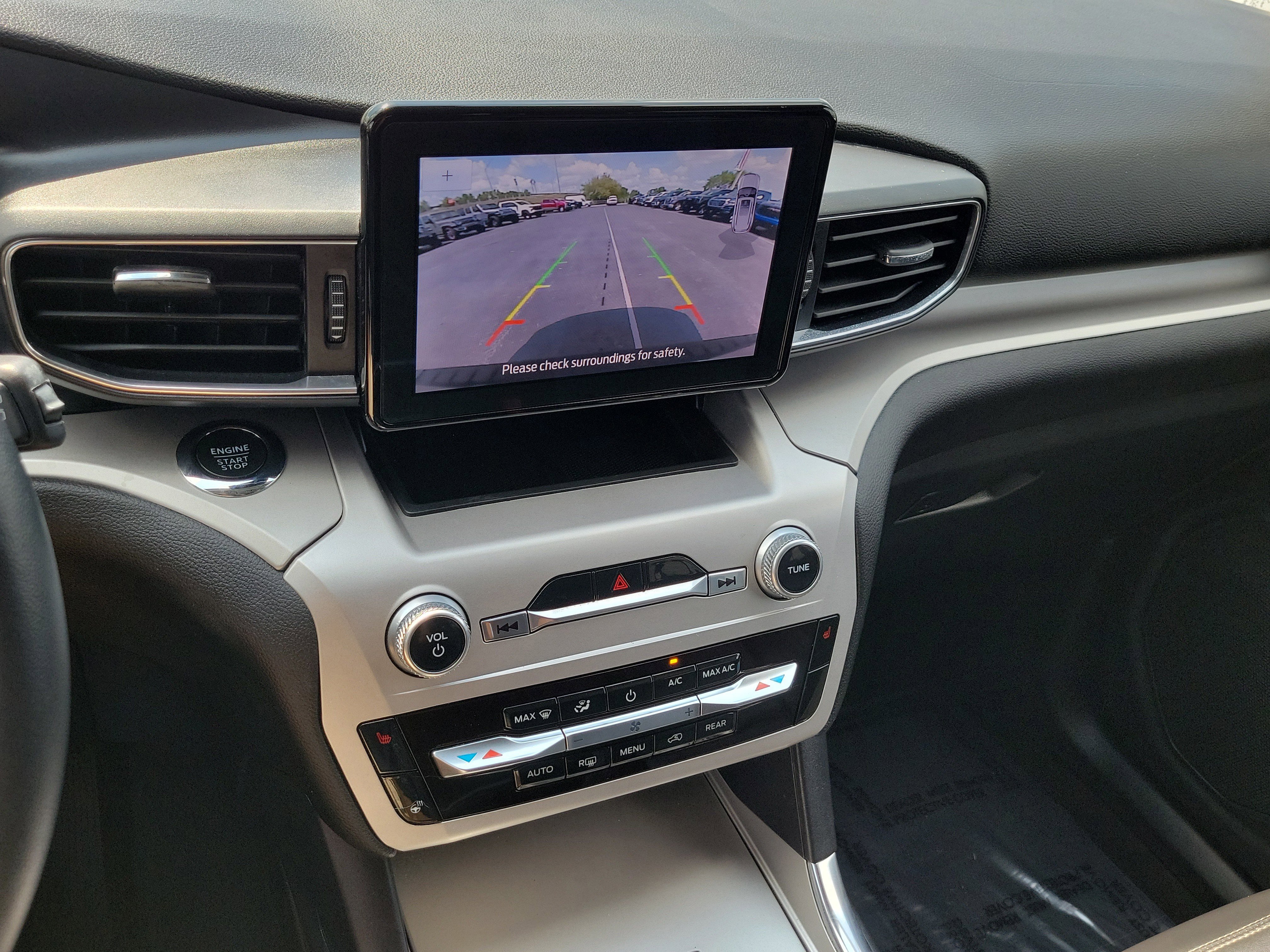 Certified 2022 Ford Explorer XLT w/ Equipment Group 202A image 28