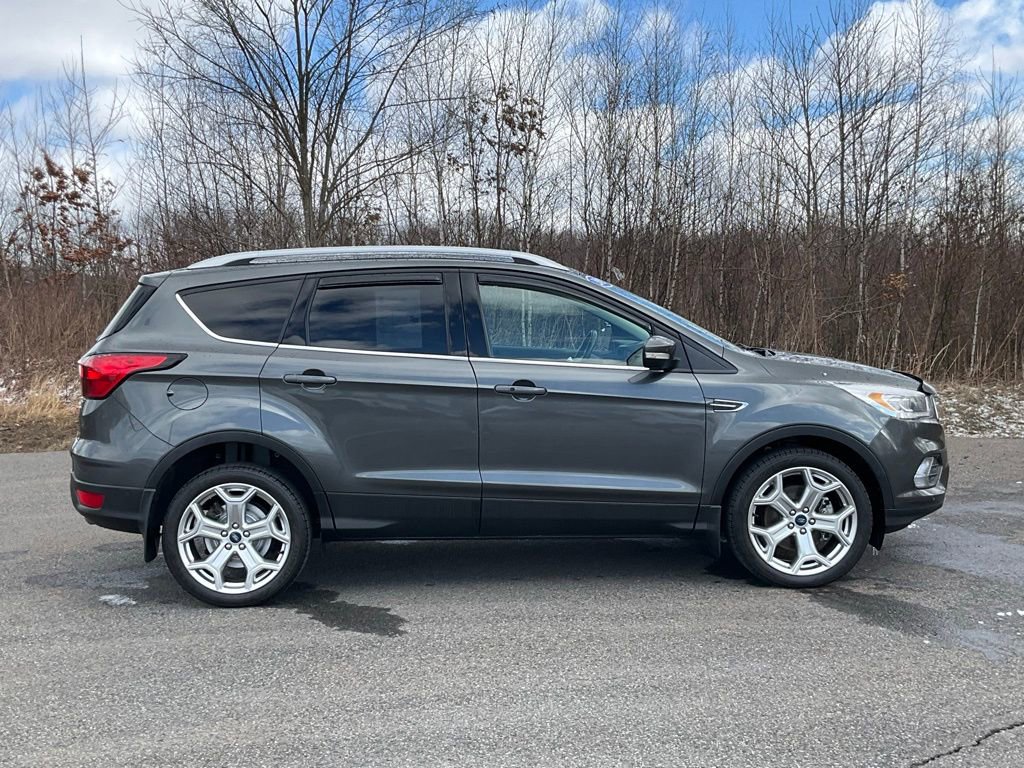 Certified 2019 Ford Escape Titanium image 24