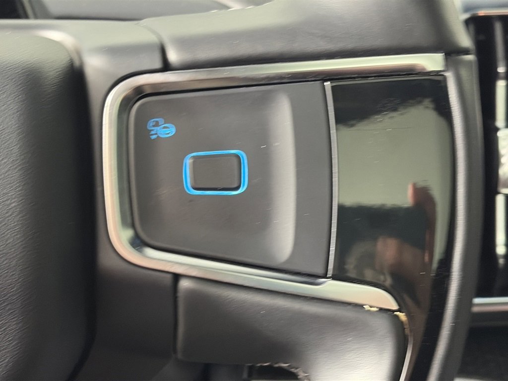 Certified 2025 Ford Expedition Platinum w/ Stealth Performance Package image 19