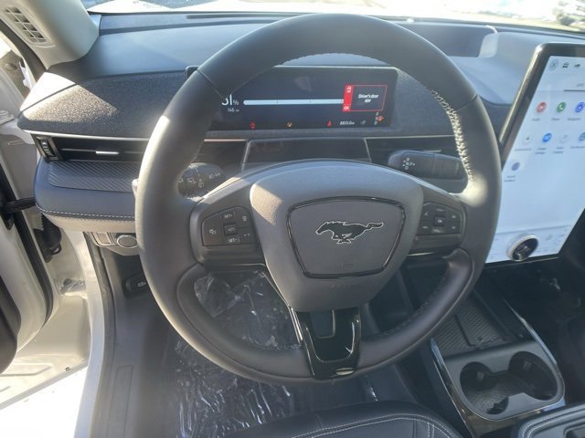 Certified 2025 Ford Mustang Mach-E Premium image 18