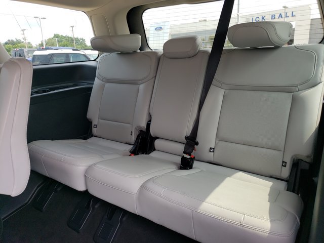 Certified 2025 Ford Expedition Platinum AWD/4WD image 16