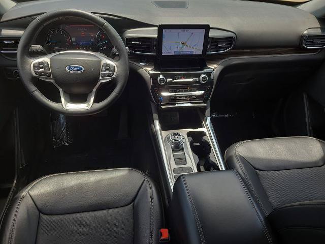Certified 2023 Ford Explorer Limited RWD image 18