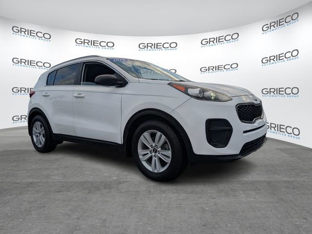 Used 2018 Kia Sportage LX w/ LX Popular Package image 4