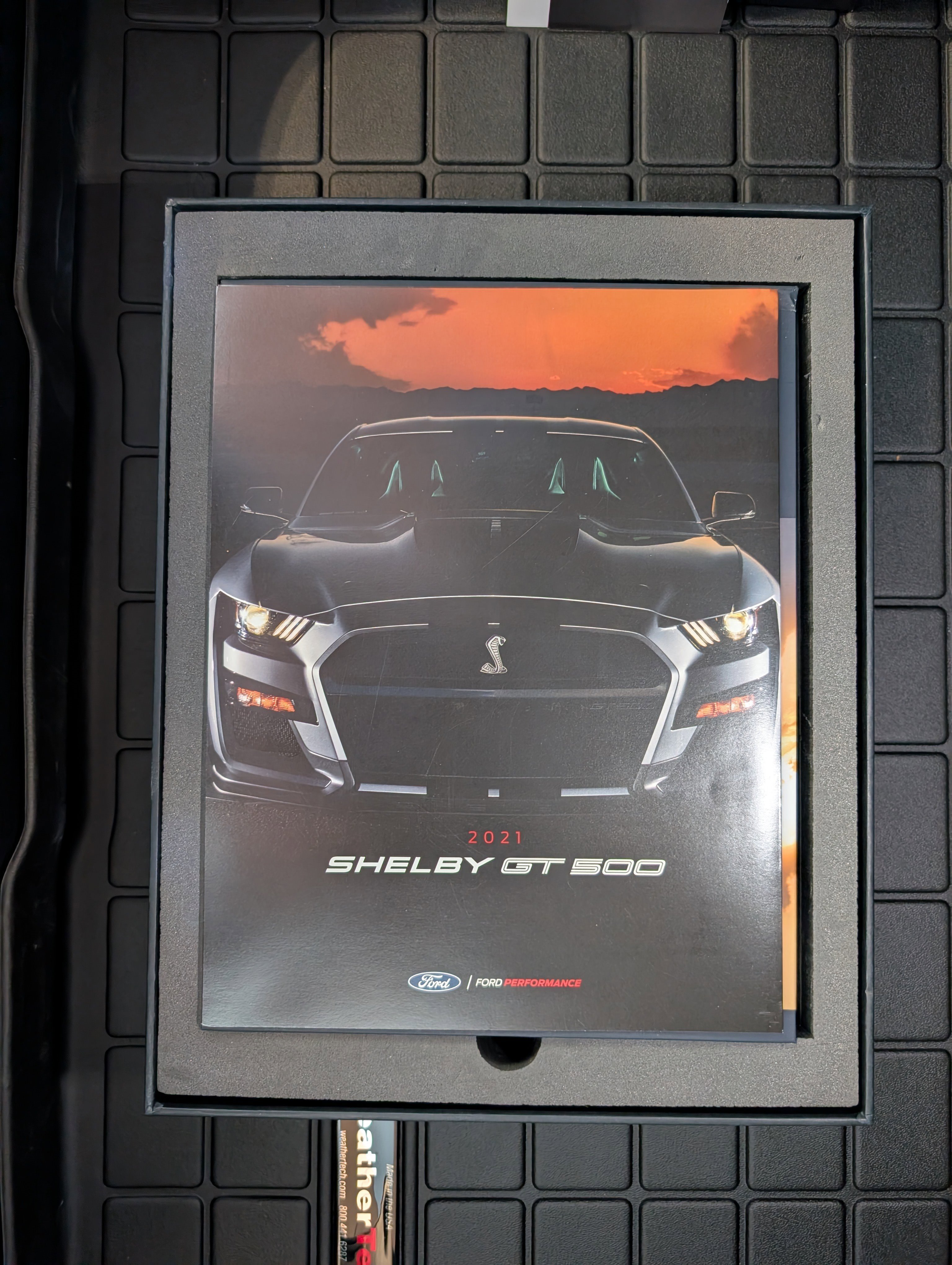 Certified 2021 Ford Mustang Shelby GT500 w/ Technology Package RWD image 28