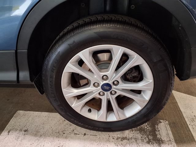 Certified 2018 Ford Escape SE AWD/4WD image 23