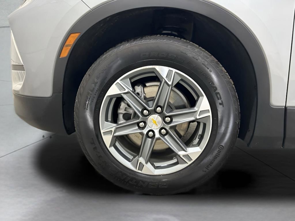 Used 2023 Chevrolet Blazer LT image 11