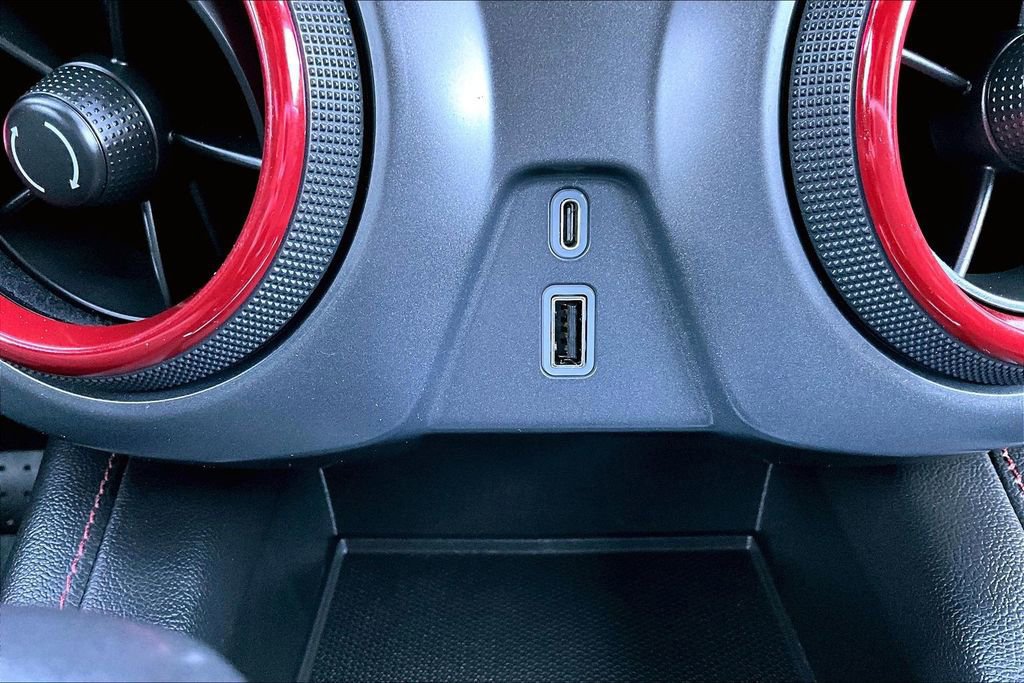 Used 2022 Chevrolet Blazer RS image 32