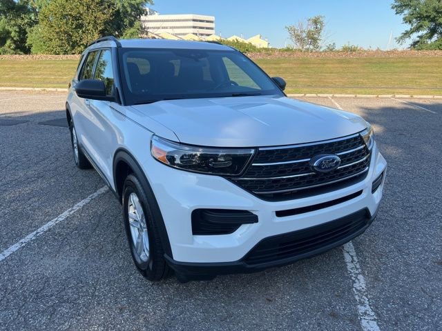 Certified 2022 Ford Explorer XLT w/ Class IV Trailer Tow Package image 11