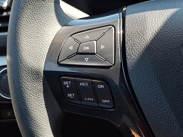 Certified 2018 Ford Explorer XLT w/ Equipment Group 202A AWD/4WD image 27
