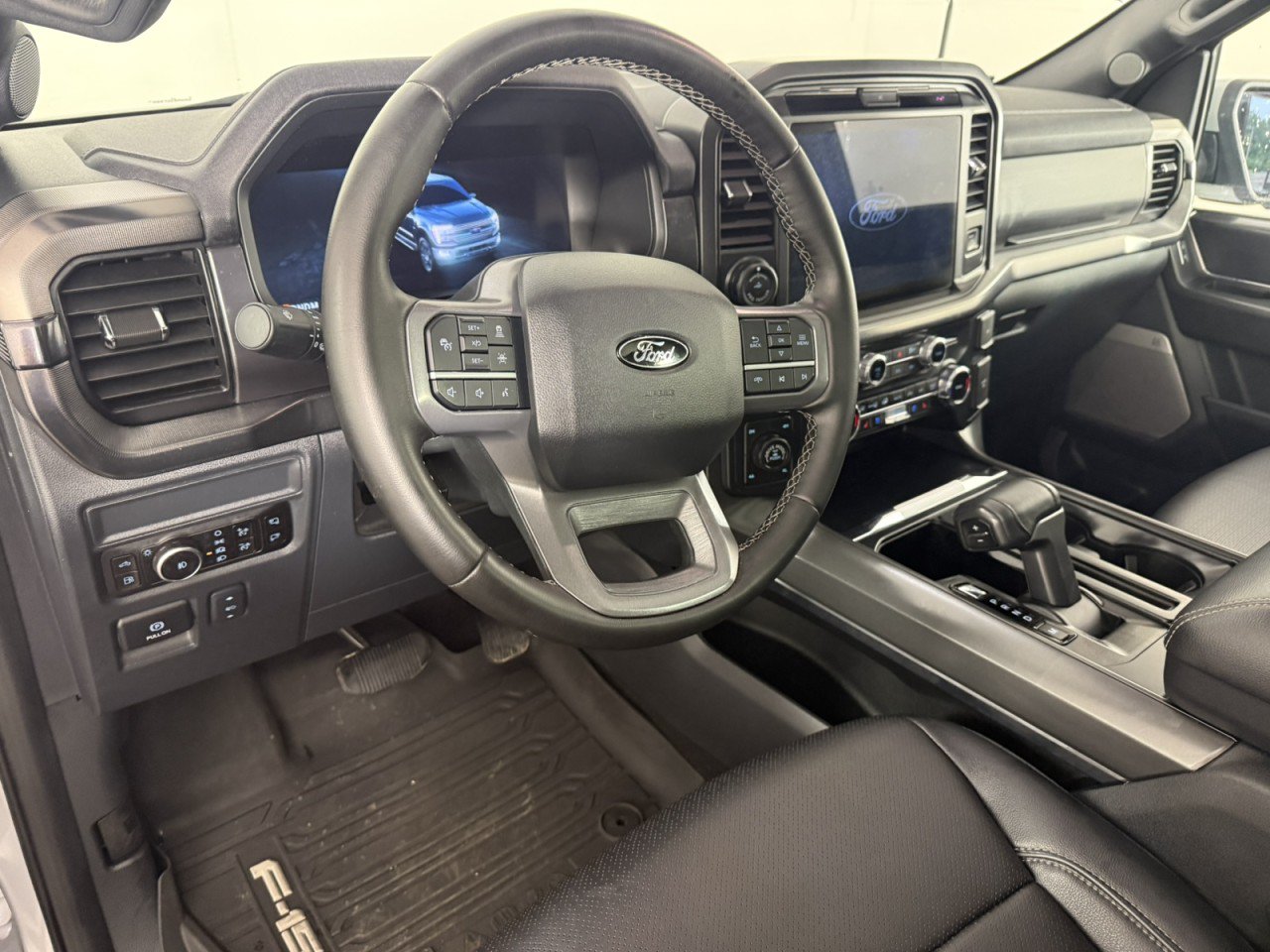 Certified 2025 Ford F150 Lariat AWD/4WD image 17