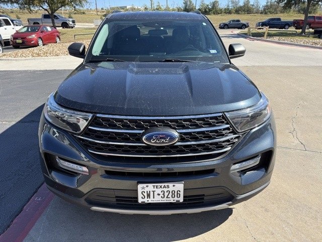 Certified 2022 Ford Explorer XLT w/ Equipment Group 202A image 8
