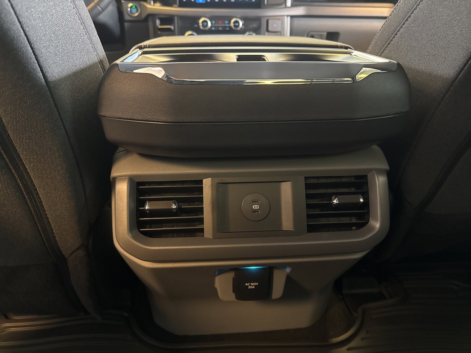 Certified 2025 Ford F150 Lightning XLT image 28