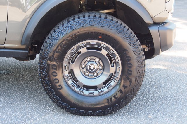 Certified 2025 Ford Bronco Badlands AWD/4WD image 9