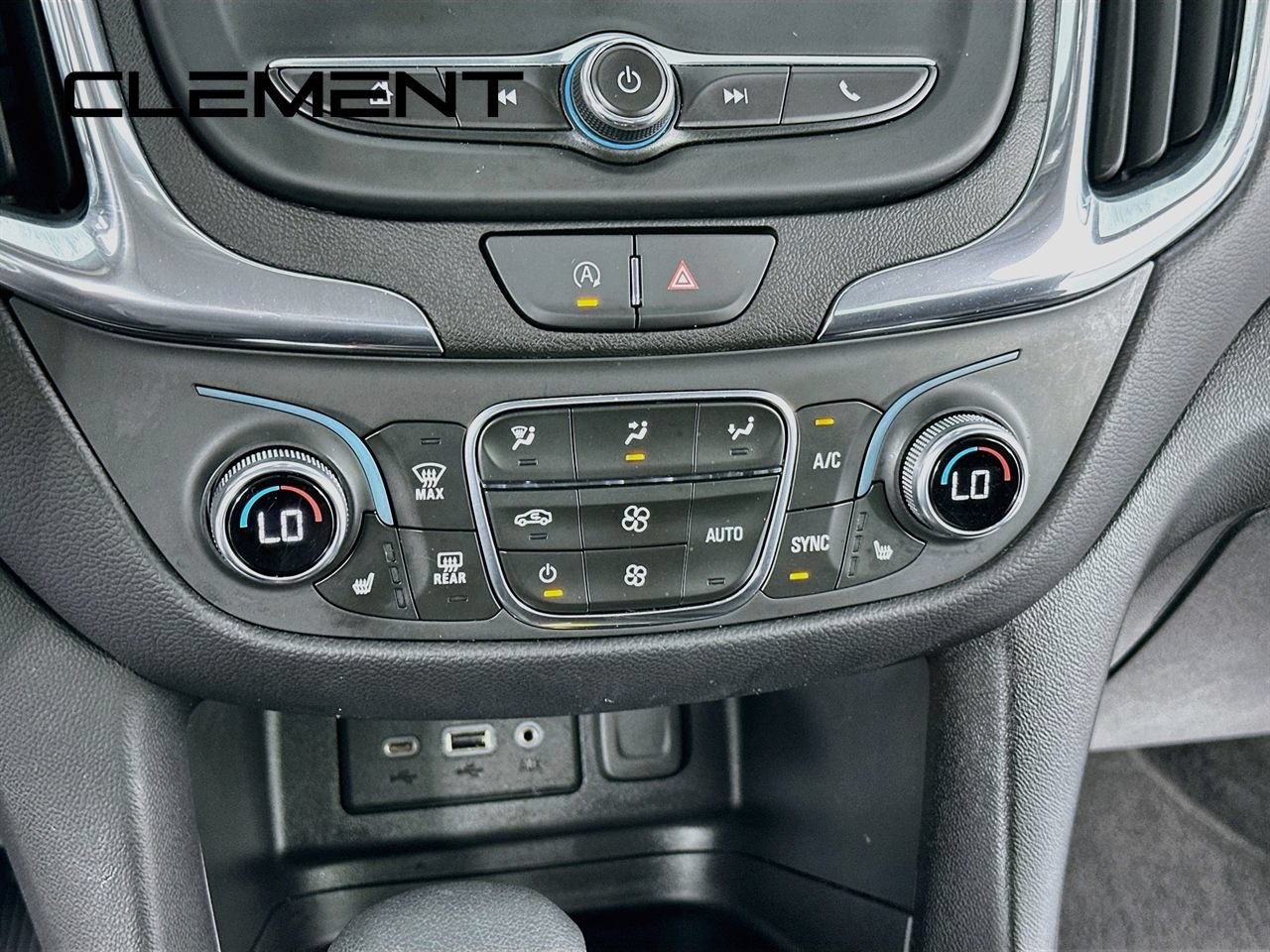 Used 2022 Chevrolet Equinox LT FWD image 22