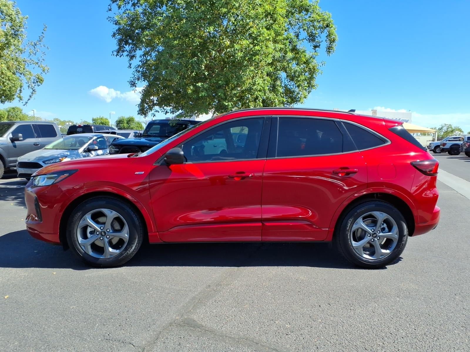 Certified 2024 Ford Escape ST-Line w/ Tech Pack #1 FWD image 7