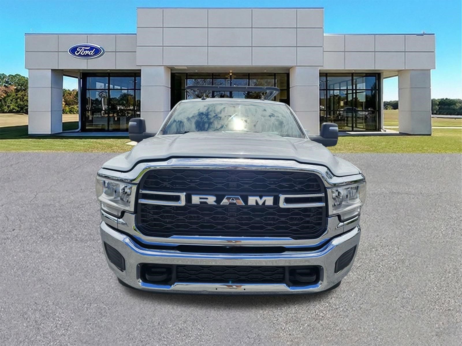 Used 2023 RAM 2500 Tradesman RWD image 8